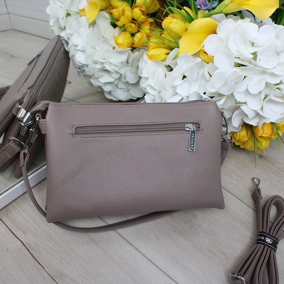 Жіноча сумка капучіно крос-боді – комфортна, багатофункціональна для студенток